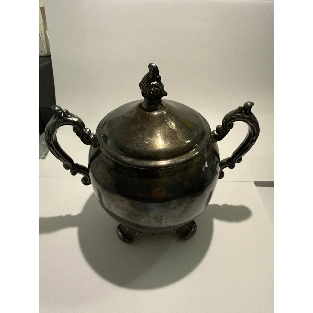 Vintage FB Rogers Silver Co Footed Sugar‎ Bowl Lid Company coffee tea